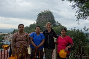 Steffi with local ladies in front of Mount Popa