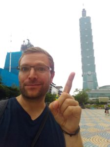 I'm going up there! Taipei 101